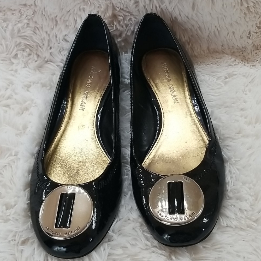Antonio Melani flats